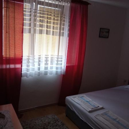 Guesthouse No.27 Mostar Esterno foto