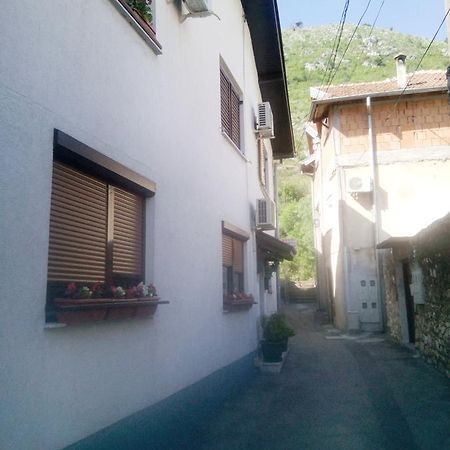Guesthouse No.27 Mostar Esterno foto