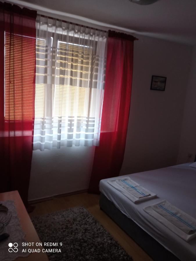 Guesthouse No.27 Mostar Esterno foto