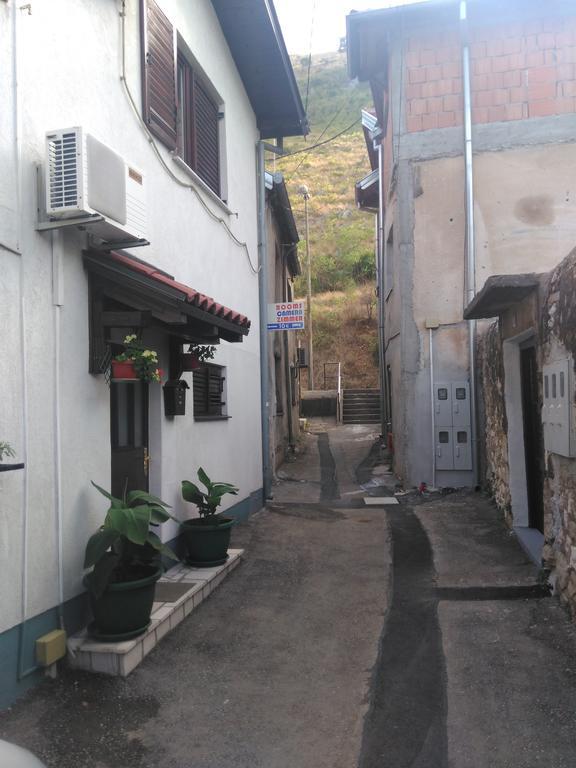 Guesthouse No.27 Mostar Esterno foto
